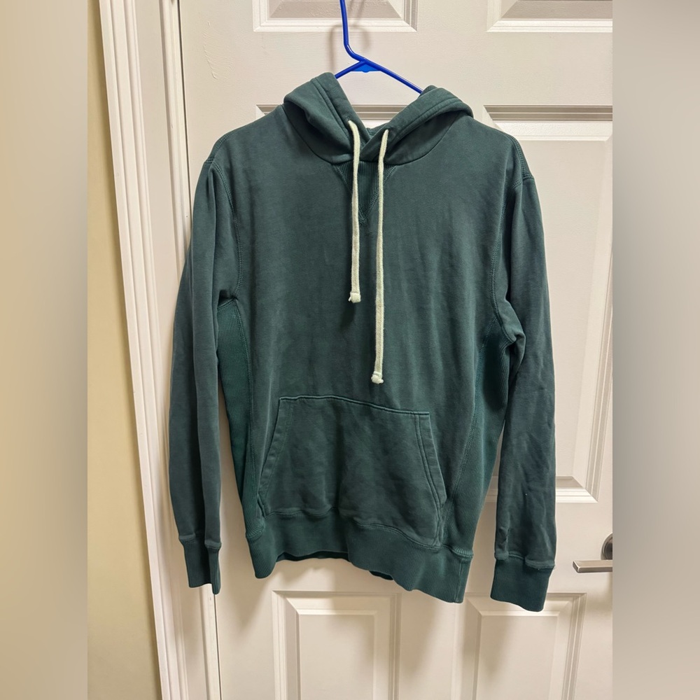 American Eagle Outfitters Green Hoodie. Unisex
Green Vintage Feel